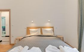 Bright Apartment In The Heart Of The City By Flat Mаnager