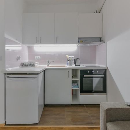 Bright Apartment In The Heart Of The City By Flat Mаnager Софія Екстер'єр фото