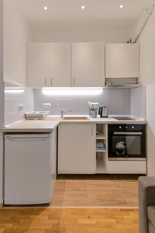 Bright Apartment In The Heart Of The City By Flat Mаnager Софія Екстер'єр фото